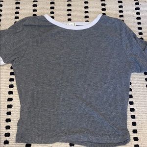 plain grey simple cropped top!